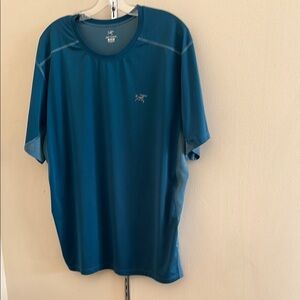 Arc'teryx Blue Short Sleeve Tee for Active Wear